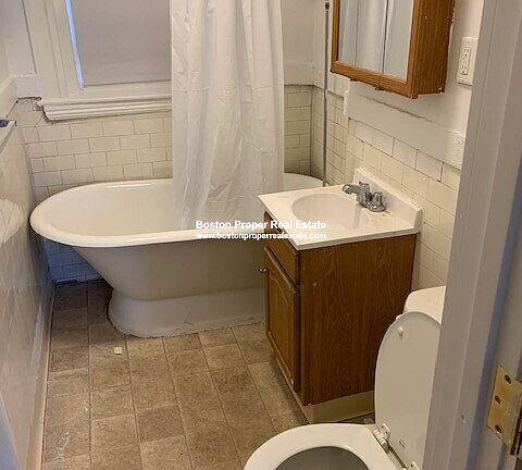 3rd image of 1111 Boylston St APT 46