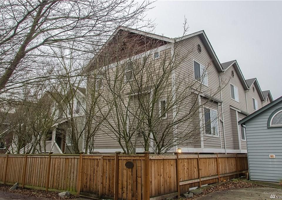 1st image of 6415 9th Ave NE APT C