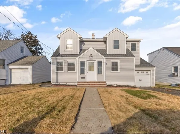 22 Sherwood St, Clifton City, NJ 07013