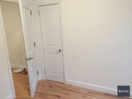 Rented by Bond New York | media 12