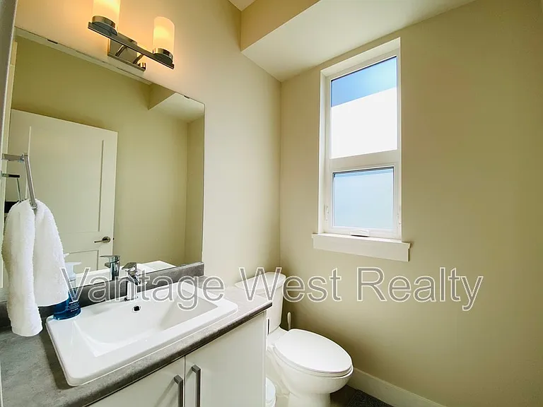 12798 Lake Hill Dr #27 — Photo 7