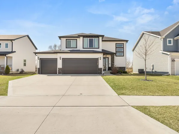 258 NW Georgetown Dr, Waukee, IA 50263