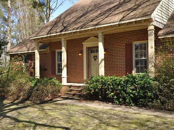 3rd image of 621 Caleb Dr