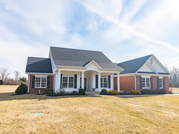 2800 Woodland Dr, New Castle, IN 47362