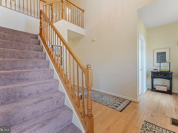 4th image of 3531 Southampton Dr