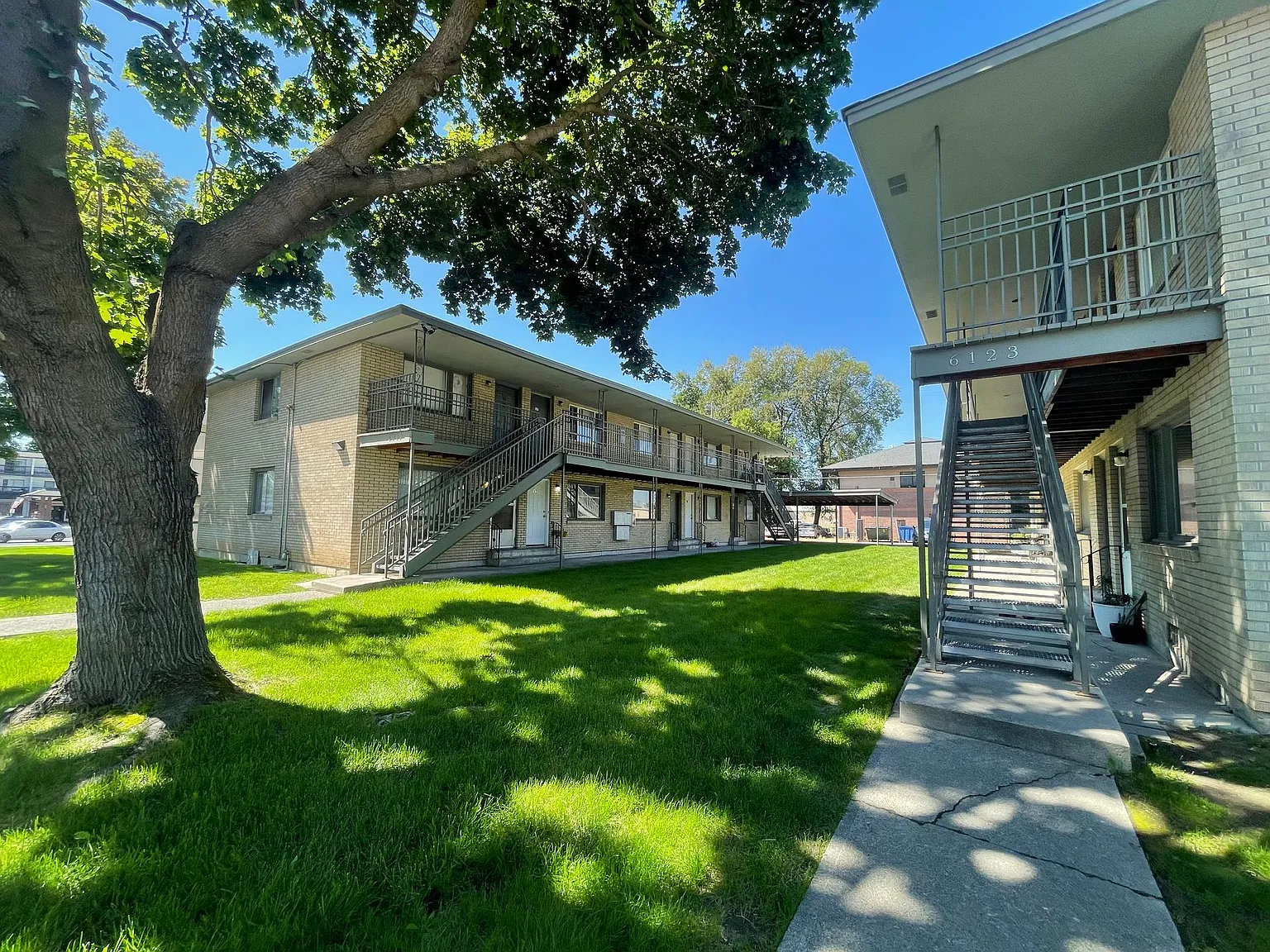 Colton 20 Apartments — Photo 2