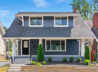 35 E Pacemont Rd, Columbus, OH 43202