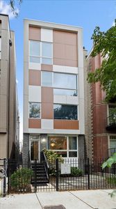 1515 N Mohawk St #1, Chicago, IL, 60610