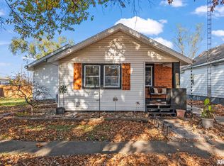 605 W Maple Ave N, Springfield, IL 62702