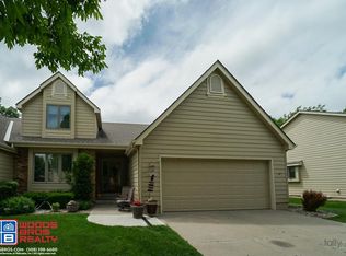 2820 Brentwood Blvd, Grand Island, NE 68801