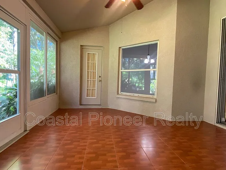 10542 San Travaso Dr — Photo 12