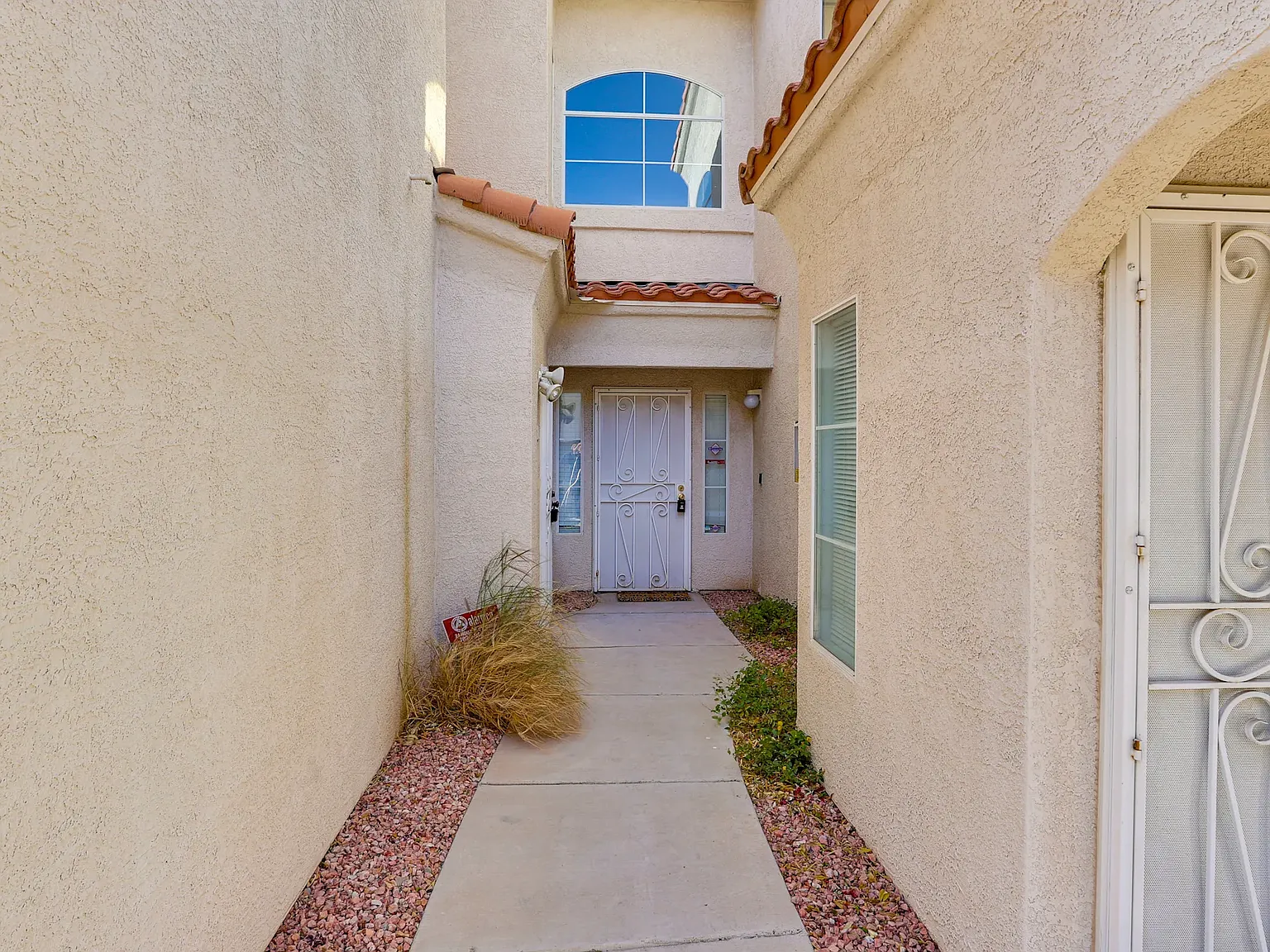 6821 Santa Isabel Ave — Photo 4