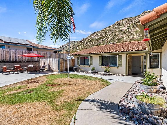 3rd image of 25440 Bellemore Dr