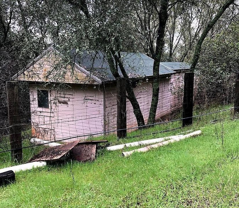 1st image of 355 Edna Dr