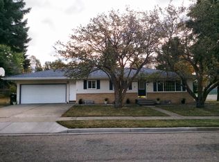 1903 N 6th St, Bismarck, ND 58501