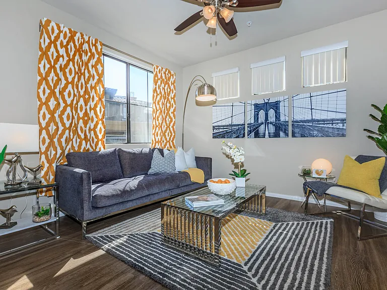 1b1 751 SQFT 1 Bed 1 Bath