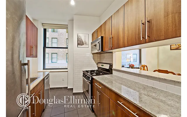 Sold by Douglas Elliman | media 11