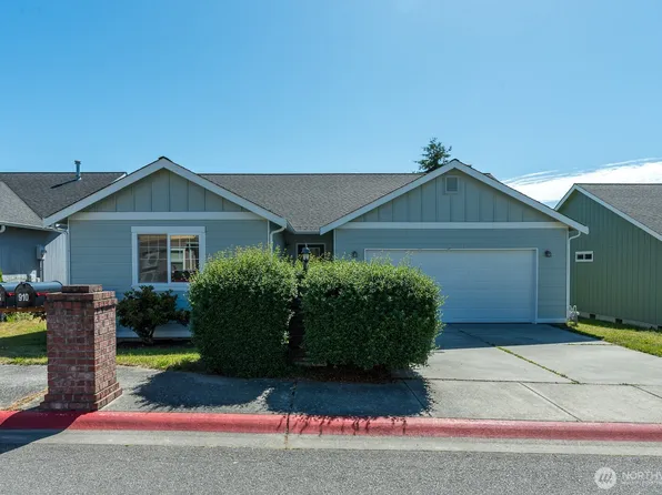 942 NE Cordero Place, Oak Harbor, WA 98277