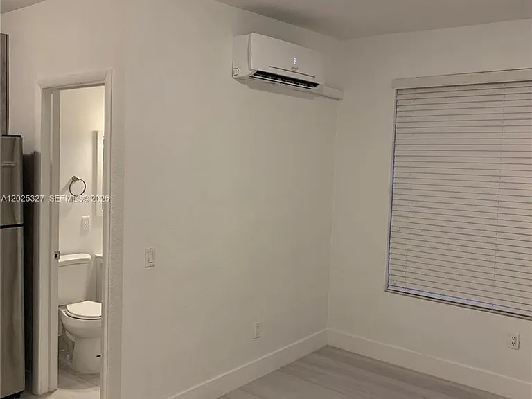 712 SW 56th Ave #4B — Photo 5