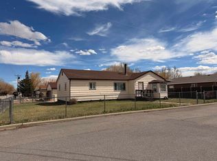 36 Hawthorne, Mountain View, WY 82939