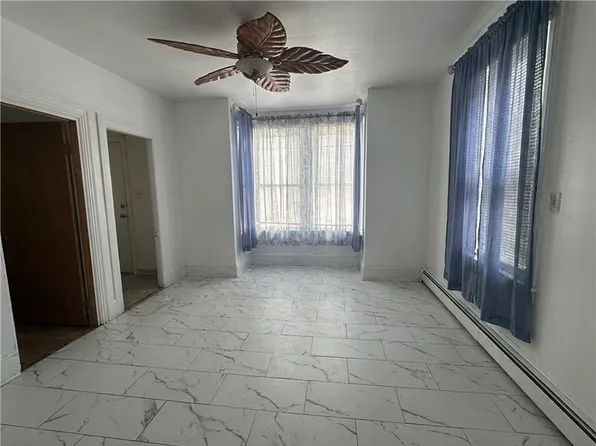 309 Station St, Cranston, RI 02910