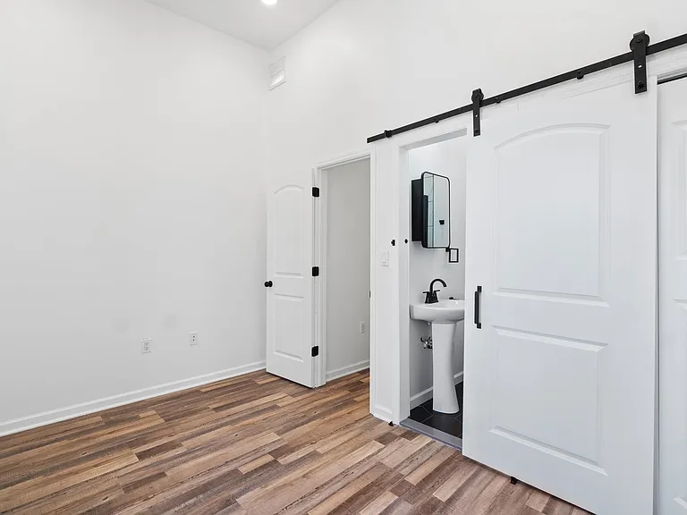 310 Pacific Ave #3 — Photo 17
