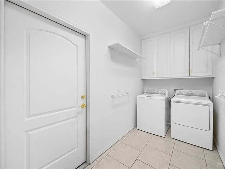 3321 E Clubhouse Dr — Photo 18