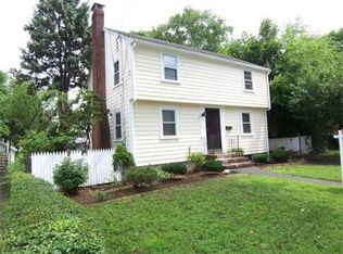 15 Collamore St, Milton, MA 02186