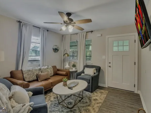 50 Oak St, Hiram, GA 30141