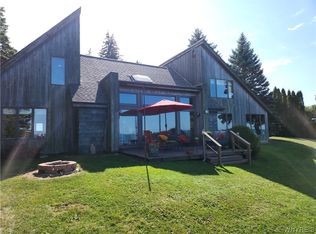 1817 Lake Rd, Youngstown, NY 14174