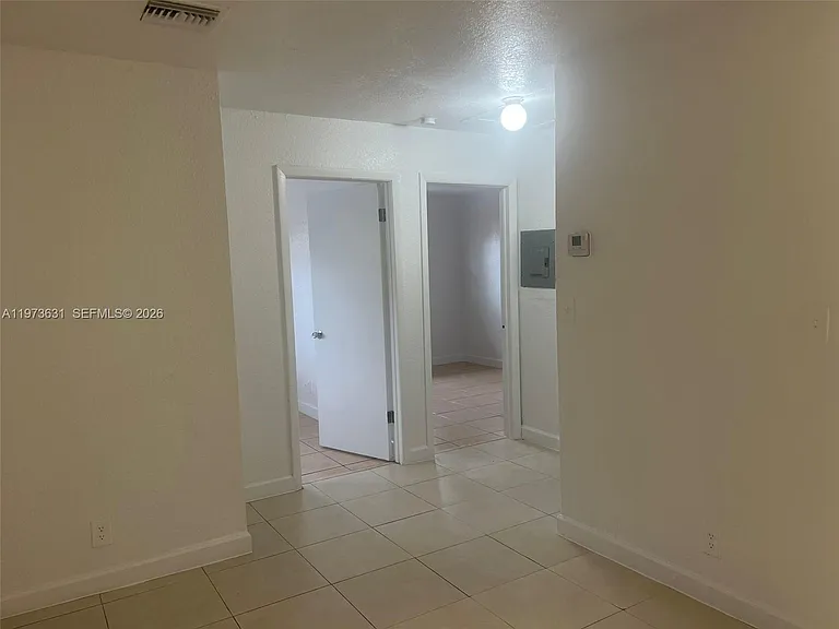 919 NW 2nd Ave #1 — Photo 11