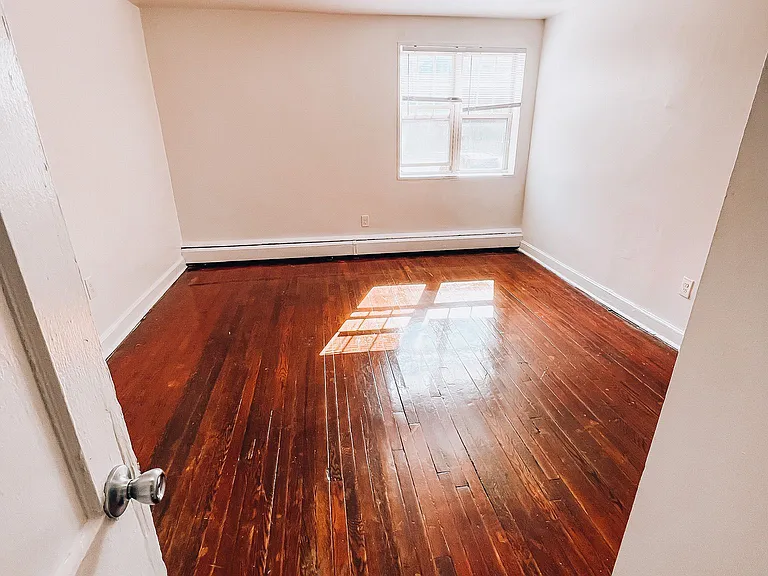 1238 Magnolia Ave — Photo 5