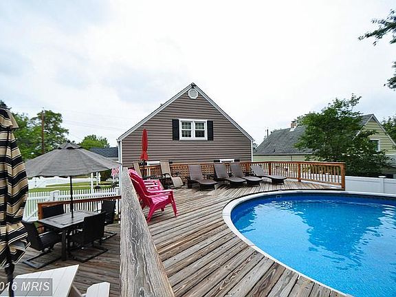 4th image of 307 Linda Ave