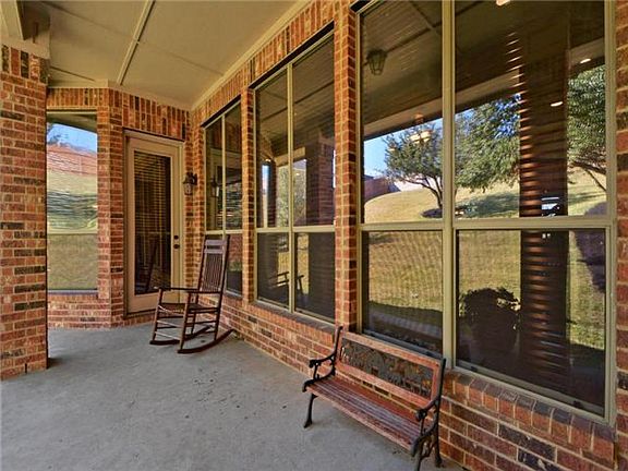 5th image of 2823 Collingwood Dr