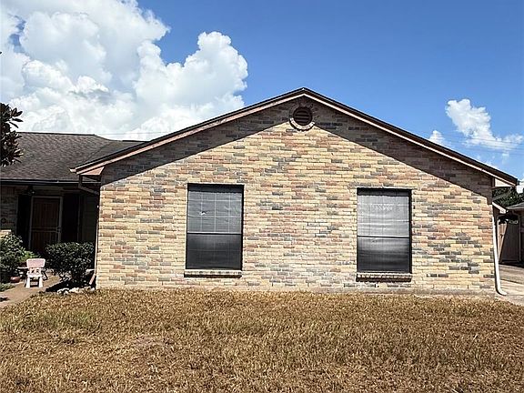 3rd image of 9511 Bollingbrook Dr