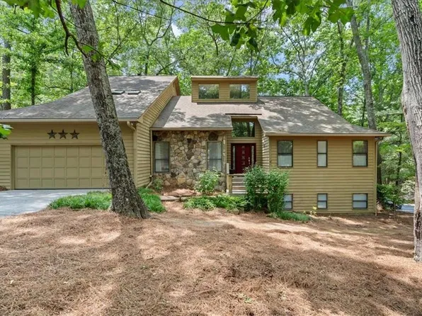 4262 Loch Highland Pkwy NE, Roswell, GA 30075
