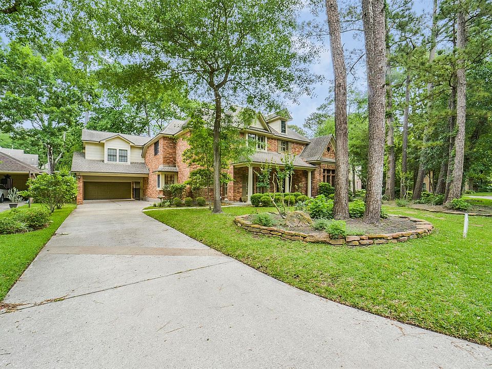 1st image of 15 Crestone Pl