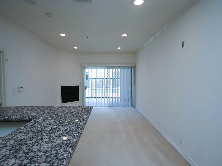 300 N El Molino Ave #126 — Photo 6