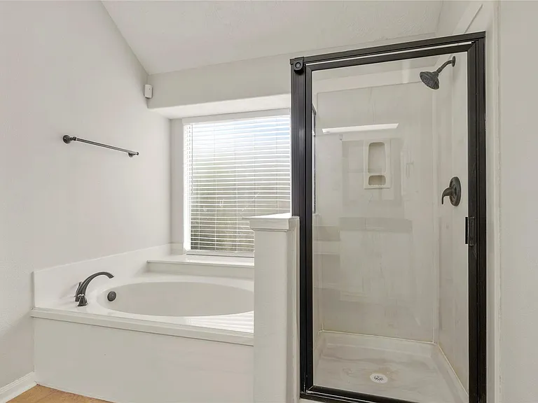 210 Leisure Dr — Photo 22