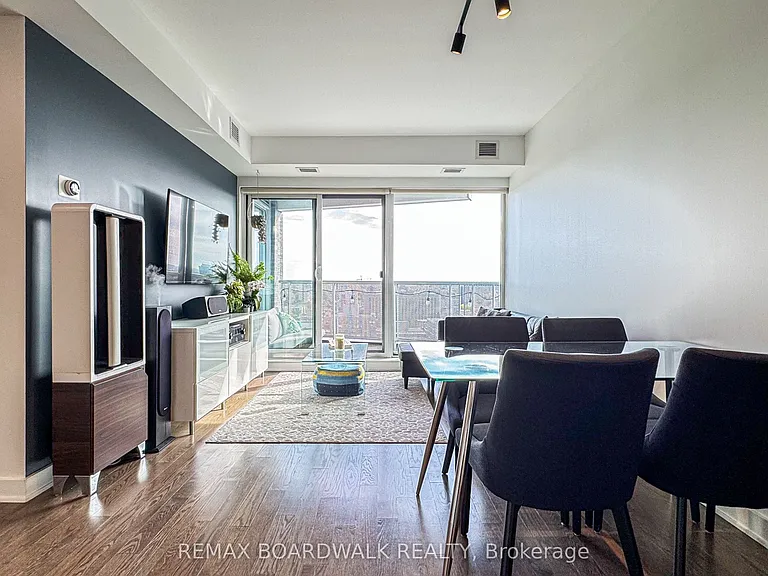 40 Nepean St #1206 — Photo 18