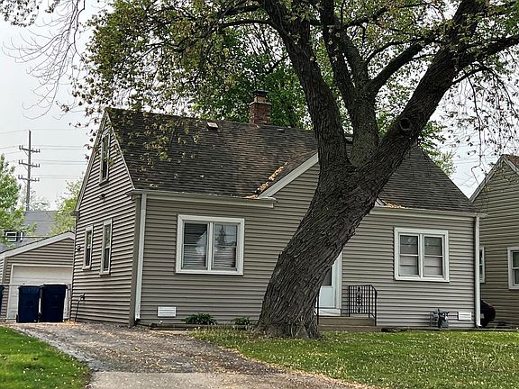 3rd image of 2730 Westbrook Dr
