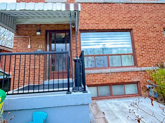 3rd image of 70 Fernando Rd