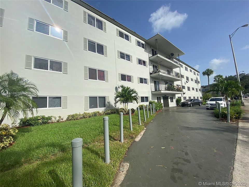 1st image of 13285 NE 6th Ave #S410
