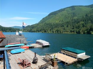 9246 Black Mountain Ln, Maple Falls, WA 98266
