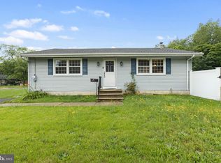 21 Jerrys Ave, Clayton, NJ 08312