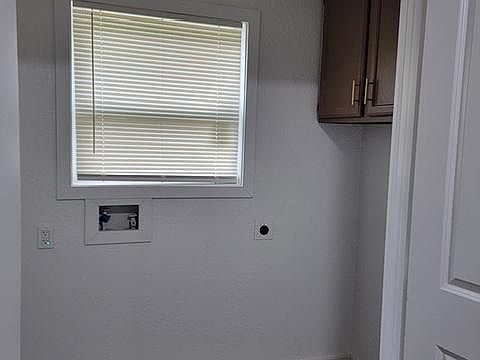4th image of 901 S 13th St