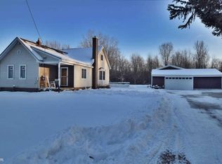 8291 Lindsey Rd, Casco, MI 48064