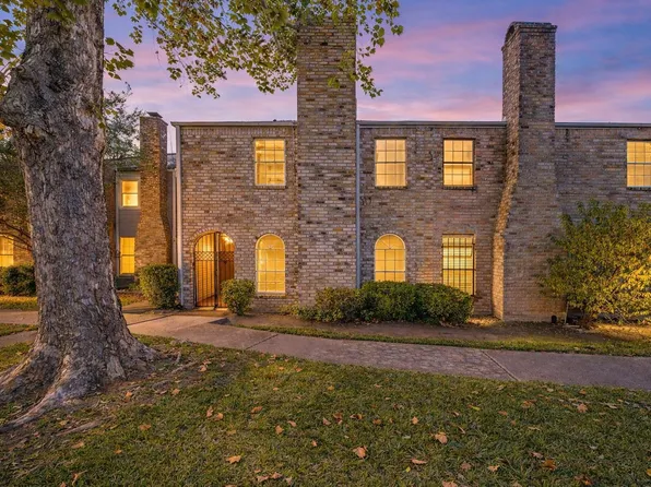 8726 Wilcrest Dr #8726, Houston, TX 77099