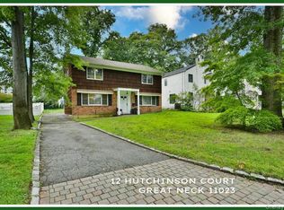 12 Hutchinson Ct, Great Neck, NY 11023