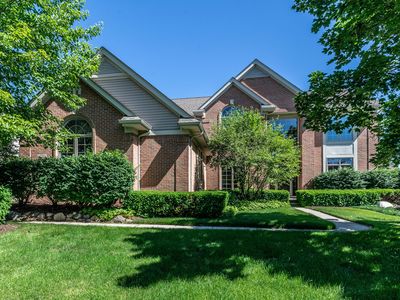 233 Pinehurst Dr, Canton, MI, 48188